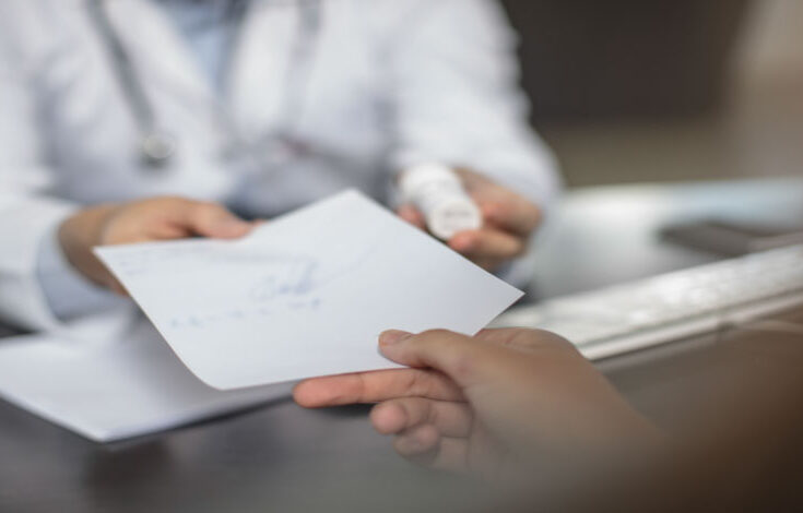 Docteur ordonnance patient sante
